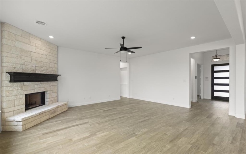 145 Knoll Trail, Gunter, TX 75058, 3 Habitaciones Habitaciones , ,2 BañosBaños,Residential,En Venta,145 Knoll Trail,20952878