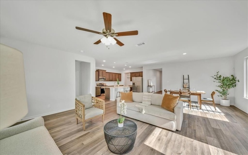 3525 Columbus Street, Gainesville, TX 76240, 4 Bedrooms Bedrooms, ,3 BathroomsBathrooms,Residential,For Sale,3525 Columbus Street,20952965