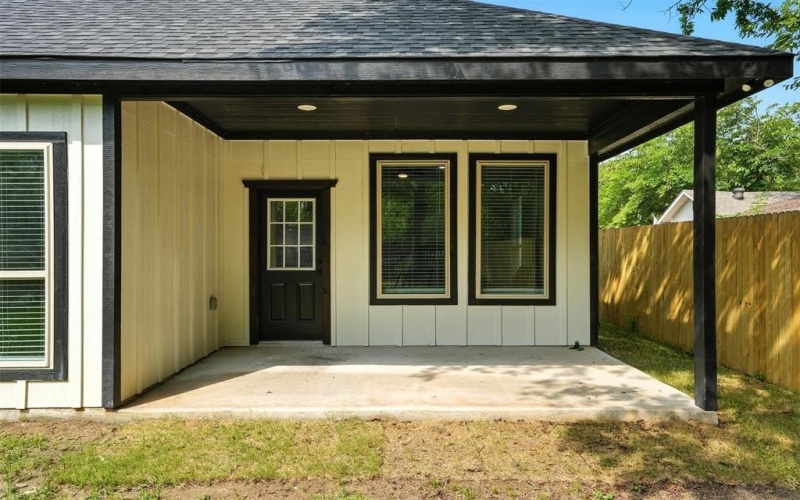 1118 S Grand Avenue, Gainesville, TX 76240, 4 Habitaciones Habitaciones , ,2 BañosBaños,Residential,En Venta,1118 S Grand Avenue,0,20952967
