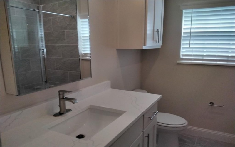 899 E Jefferson Street, Van Alstyne, TX 75495, 4 Habitaciones Habitaciones , ,3 BañosBaños,Residential,En Venta,899 E Jefferson Street,20953004
