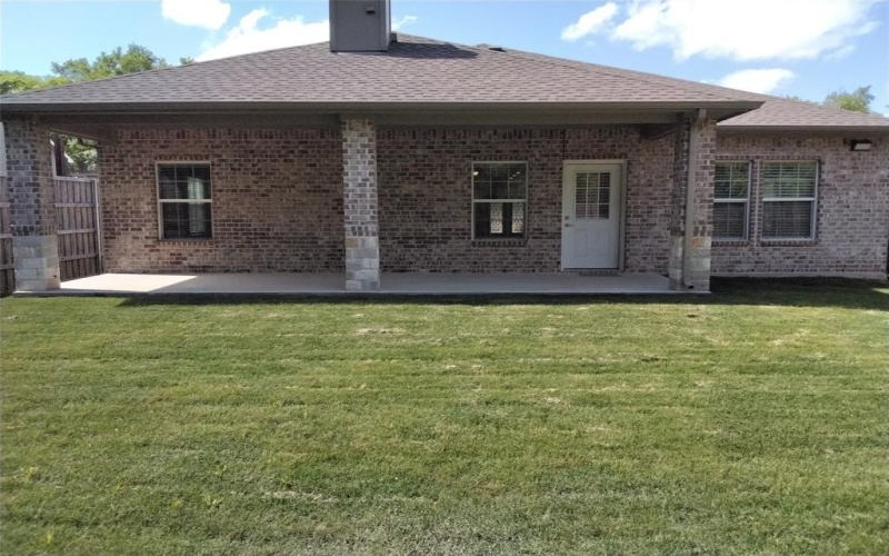 899 E Jefferson Street, Van Alstyne, TX 75495, 4 Habitaciones Habitaciones , ,3 BañosBaños,Residential,En Venta,899 E Jefferson Street,20953004