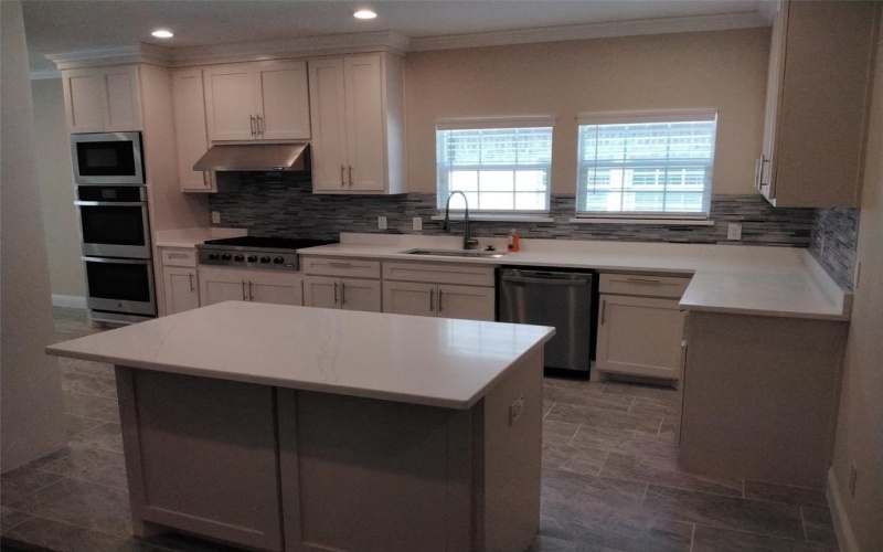 899 E Jefferson Street, Van Alstyne, TX 75495, 4 Habitaciones Habitaciones , ,3 BañosBaños,Residential,En Venta,899 E Jefferson Street,20953004