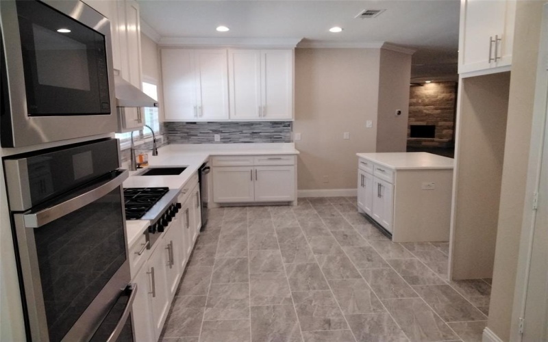 899 E Jefferson Street, Van Alstyne, TX 75495, 4 Habitaciones Habitaciones , ,3 BañosBaños,Residential,En Venta,899 E Jefferson Street,20953004