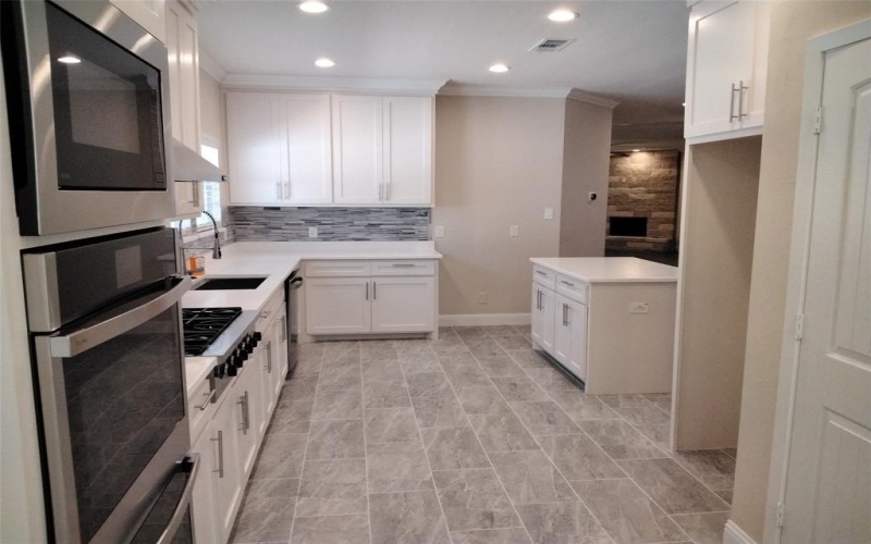 899 E Jefferson Street, Van Alstyne, TX 75495, 4 Habitaciones Habitaciones , ,3 BañosBaños,Residential,En Venta,899 E Jefferson Street,20953004