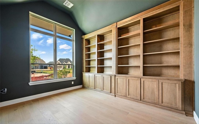 2311 Sarah Drive, Rockwall, TX 75087, 4 Habitaciones Habitaciones , ,5 BañosBaños,Residential,En Venta,2311 Sarah Drive,20953008