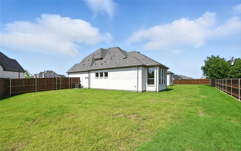 2311 Sarah Drive, Rockwall, TX 75087, 4 Habitaciones Habitaciones , ,5 BañosBaños,Residential,En Venta,2311 Sarah Drive,20953008