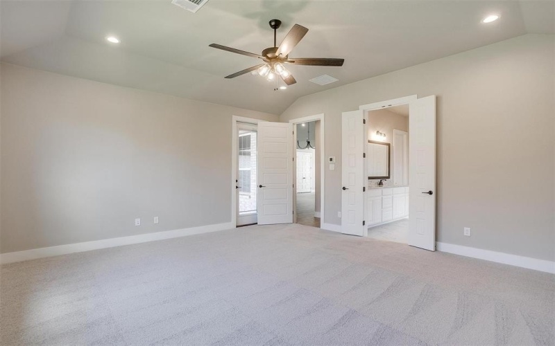 604 Bluff Point Lane, Haslet, TX 76052, 4 Habitaciones Habitaciones , ,2 BañosBaños,Residential,En Venta,604 Bluff Point Lane,20953074