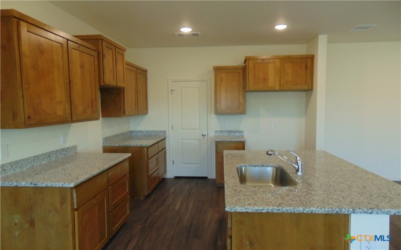 3101 Salt Fork Drive, Killeen, TX 76549, 4 Habitaciones Habitaciones , ,2 BañosBaños,Residential,En Venta,3101 Salt Fork Drive,581736