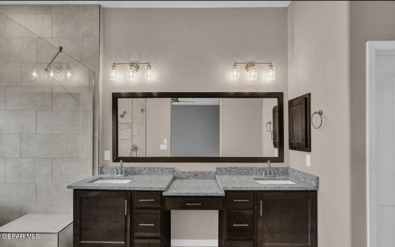 15320 Resolve Place, El Paso, TX 79938, 5 Habitaciones Habitaciones , ,3 BañosBaños,Residential,En Venta,15320 Resolve Place,923608