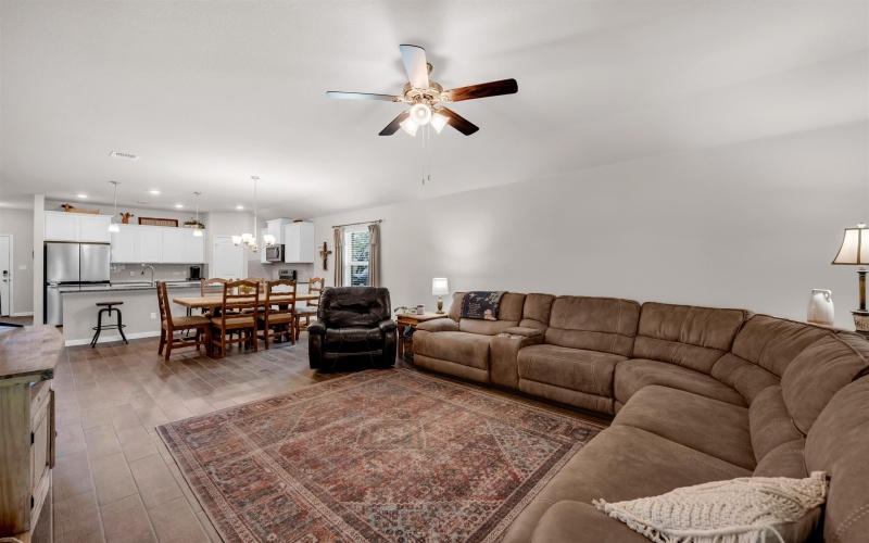 116 Tom Kite Drive, Burnet, TX 78611, 3 Bedrooms Bedrooms, ,2 BathroomsBathrooms,Residential,For Sale,116 Tom Kite Drive,173641