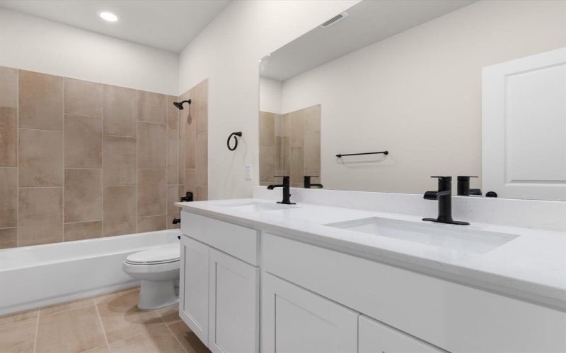 808 Tesslynn Avenue, Godley, TX 76044, 3 Bedrooms Bedrooms, ,2 BathroomsBathrooms,Residential,For Sale,808 Tesslynn Avenue,0,20953353