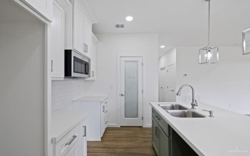 1122 Washington Avenue, Mission, TX 78572, 3 Bedrooms Bedrooms, ,2 BathroomsBathrooms,Residential,For Sale,1122 Washington Avenue,472581
