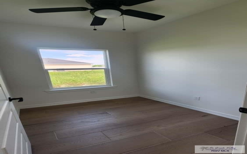 8713 SWAN LAKE DR, HARLINGEN, TX 78552, 3 Bedrooms Bedrooms, ,2 BathroomsBathrooms,Residential,For Sale,8713 SWAN LAKE DR,29765604