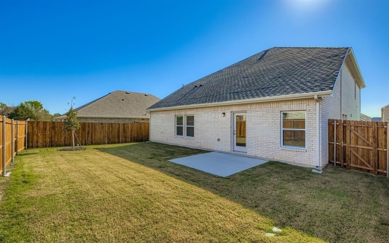 306 Amberville Drive, Red Oak, TX 75154, 4 Habitaciones Habitaciones , ,2 BañosBaños,Residential,En Venta,306 Amberville Drive,0,20953603
