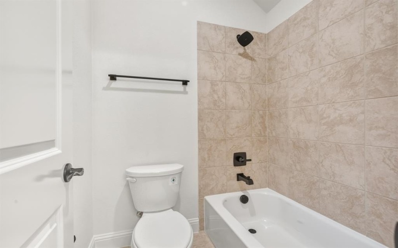 213 Yaupon Holly Street, Lavon, TX 75166, 4 Bedrooms Bedrooms, ,3 BathroomsBathrooms,Residential,For Sale,213 Yaupon Holly Street,0,20953648