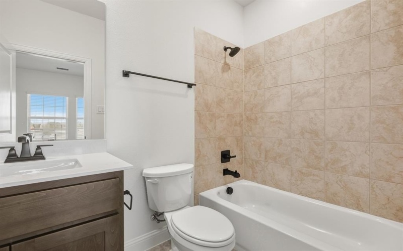 213 Yaupon Holly Street, Lavon, TX 75166, 4 Bedrooms Bedrooms, ,3 BathroomsBathrooms,Residential,For Sale,213 Yaupon Holly Street,0,20953648