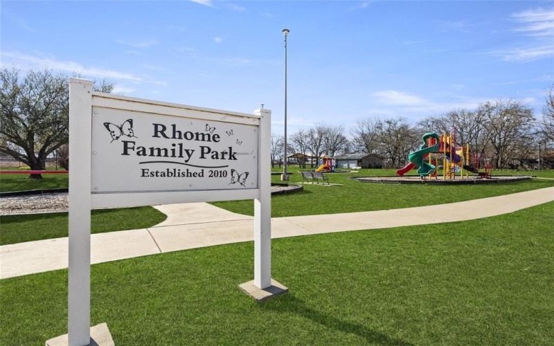 196 Pintail, Rhome, TX 76078, 3 Bedrooms Bedrooms, ,2 BathroomsBathrooms,Residential,For Sale,196 Pintail,20953656