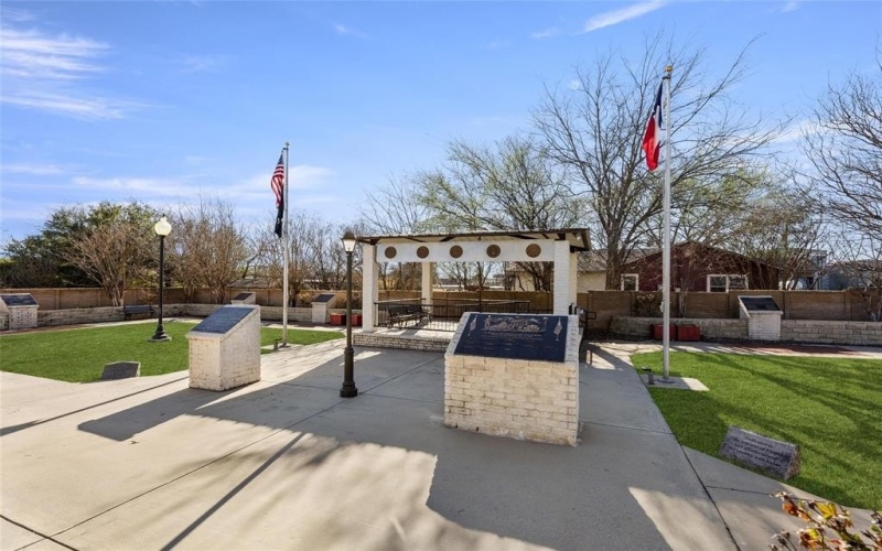 196 Pintail, Rhome, TX 76078, 3 Bedrooms Bedrooms, ,2 BathroomsBathrooms,Residential,For Sale,196 Pintail,20953656