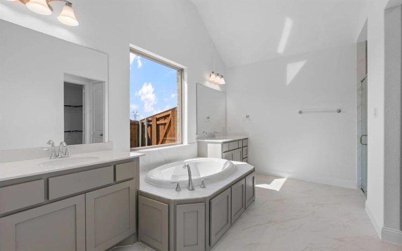 343 Torch Lily Lane, Wylie, TX 75098, 4 Bedrooms Bedrooms, ,3 BathroomsBathrooms,Residential,For Sale,343 Torch Lily Lane,0,20953708