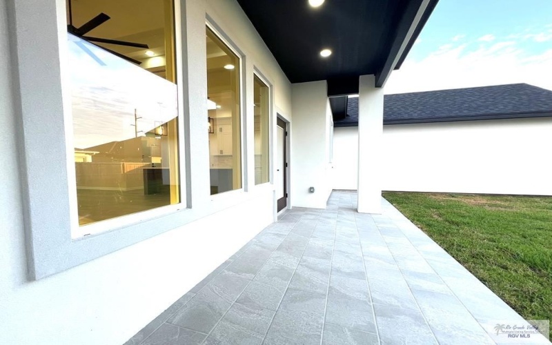 6168 MACKENNA DR, BROWNSVILLE, TX 78526, 4 Habitaciones Habitaciones , ,3 BañosBaños,Residential,En Venta,6168 MACKENNA DR,29765610