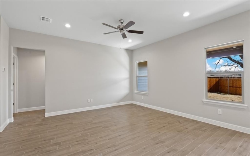 1753 RIVER BEND Road, Burleson, TX 76028, 4 Bedrooms Bedrooms, ,2 BathroomsBathrooms,Residential,For Sale,1753 RIVER BEND Road,20952842