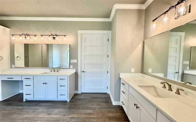 9604 Hester Lane, Argyle, TX 76226, 4 Bedrooms Bedrooms, ,3 BathroomsBathrooms,Residential,For Sale,9604 Hester Lane,20954050