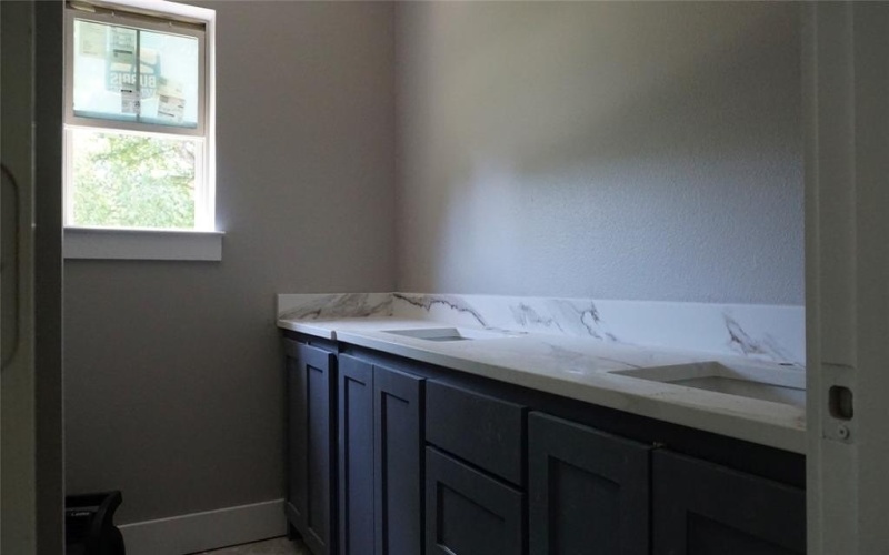 24062 Sun Ridge Road, Lindale, TX 75771, 4 Bedrooms Bedrooms, ,2 BathroomsBathrooms,Residential,For Sale,24062 Sun Ridge Road,20954149