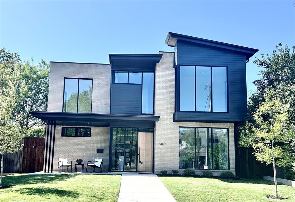 9015 Daytonia Avenue, Dallas, TX 75218, 4 Bedrooms Bedrooms, ,3 BathroomsBathrooms,Residential,For Sale,9015 Daytonia Avenue,20954248