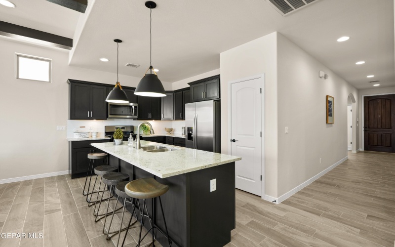 14924 Hill Ridge Court, El Paso, TX 79938, 3 Habitaciones Habitaciones , ,2 BañosBaños,Residential,En Venta,14924 Hill Ridge Court,923710