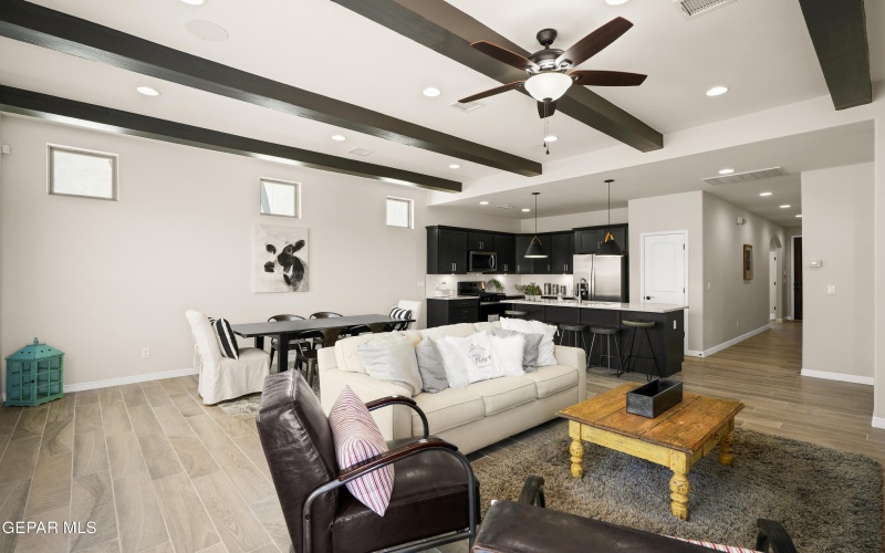 14924 Hill Ridge Court, El Paso, TX 79938, 3 Habitaciones Habitaciones , ,2 BañosBaños,Residential,En Venta,14924 Hill Ridge Court,923710