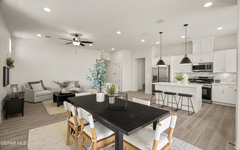 14932 Hill Ridge Court, El Paso, TX 79938, 3 Habitaciones Habitaciones , ,2 BañosBaños,Residential,En Venta,14932 Hill Ridge Court,923714