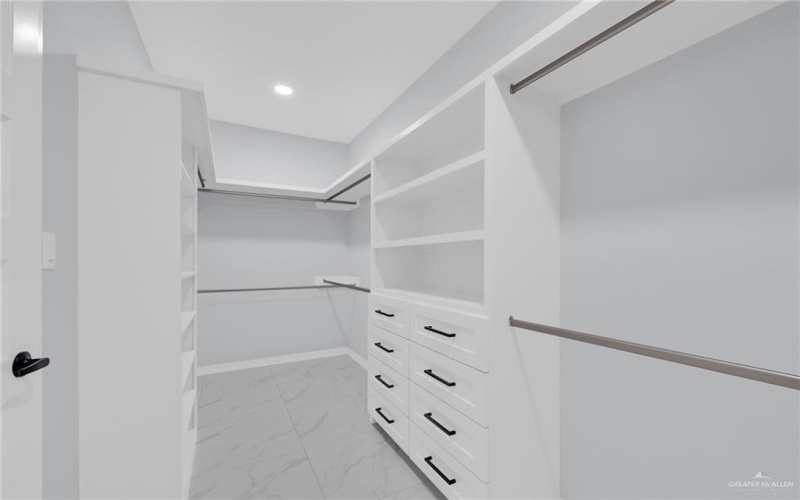 3107 S Auburndale Avenue, Edinburg, TX 78542, 3 Habitaciones Habitaciones , ,3 BañosBaños,Residential,En Venta,3107 S Auburndale Avenue,472604