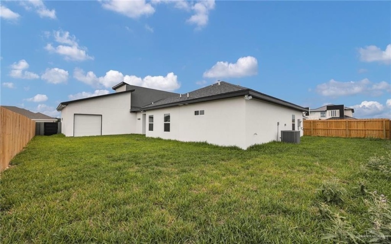 3107 S Auburndale Avenue, Edinburg, TX 78542, 3 Habitaciones Habitaciones , ,3 BañosBaños,Residential,En Venta,3107 S Auburndale Avenue,472604