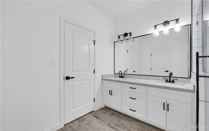 1111 E Boxwood Street, San Juan, TX 78589, 3 Habitaciones Habitaciones , ,2 BañosBaños,Residential,En Venta,1111 E Boxwood Street,0,472650