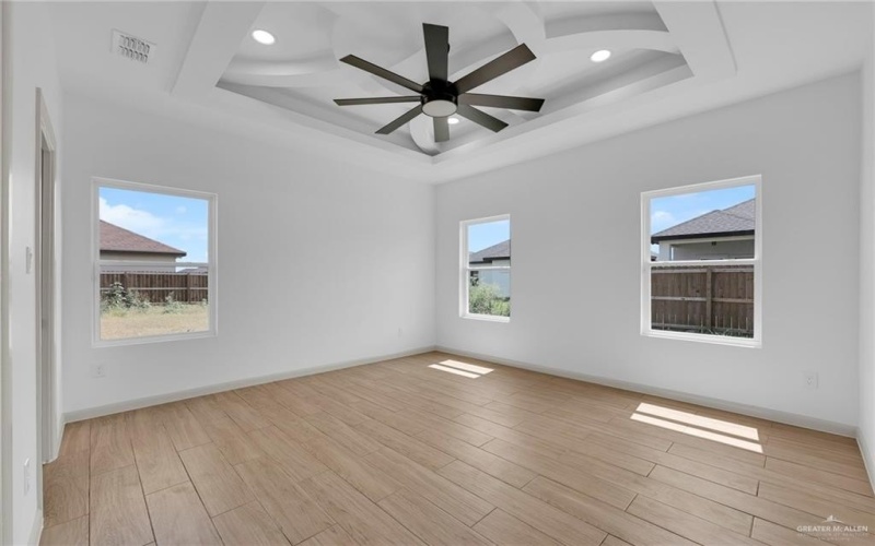 5928 N Rayo Del Sol Street, Edinburg, TX 78542, 3 Bedrooms Bedrooms, ,2 BathroomsBathrooms,Residential,For Sale,5928 N Rayo Del Sol Street,472659