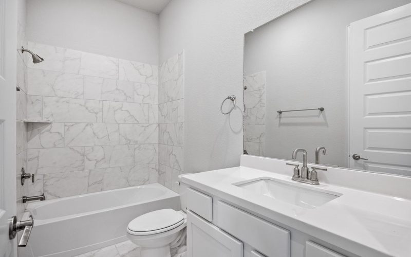 3301 Shelton Dr, Kerrville, TX 78028, 3 Bedrooms Bedrooms, ,2 BathroomsBathrooms,Residential,For Sale,3301 Shelton Dr,0,119421