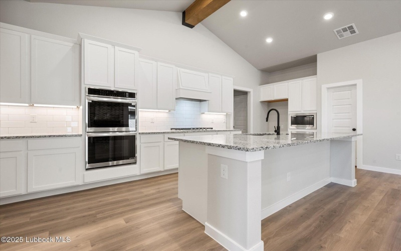 2721 Virginia Avenue, Lubbock, TX 79407, 4 Bedrooms Bedrooms, ,3 BathroomsBathrooms,Residential,For Sale,2721 Virginia Avenue,202555643