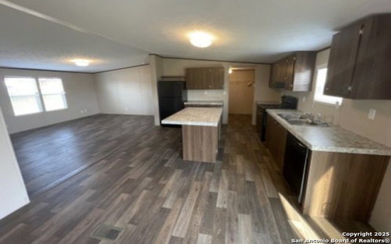 312 maravillas, Pleasanton, TX 78064, 4 Habitaciones Habitaciones , ,2 BañosBaños,Residential,En Venta,312 maravillas,1871993