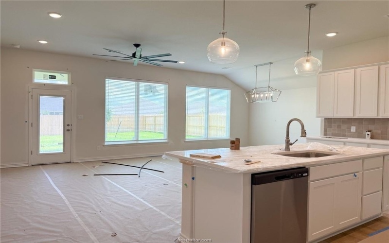 3148 Margaret Rudder Parkway, Bryan, TX 77808, 3 Bedrooms Bedrooms, ,2 BathroomsBathrooms,Residential,For Sale,3148 Margaret Rudder Parkway,0,25006473