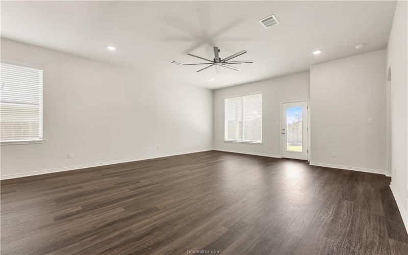 3144 Margaret Rudder Parkway, Bryan, TX 77808, 3 Bedrooms Bedrooms, ,2 BathroomsBathrooms,Residential,For Sale,3144 Margaret Rudder Parkway,0,25006474
