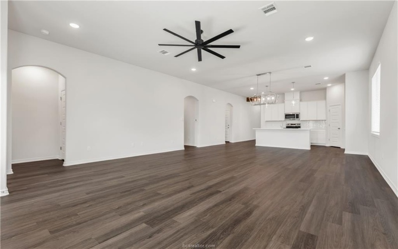 3144 Margaret Rudder Parkway, Bryan, TX 77808, 3 Bedrooms Bedrooms, ,2 BathroomsBathrooms,Residential,For Sale,3144 Margaret Rudder Parkway,0,25006474