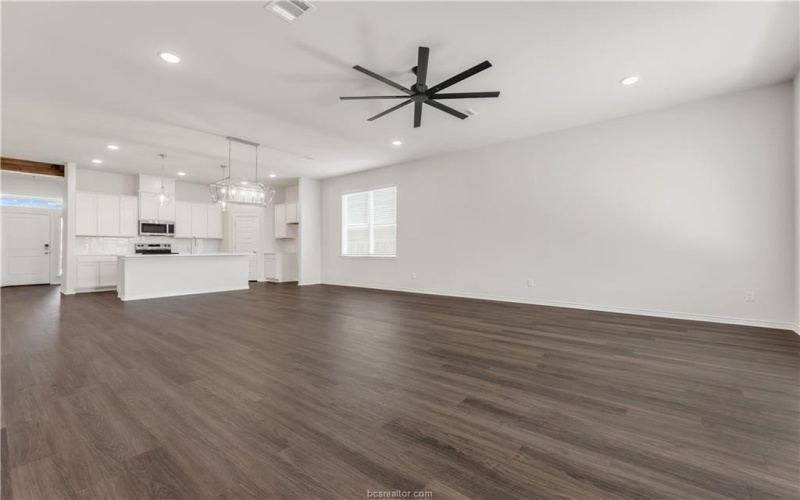 3144 Margaret Rudder Parkway, Bryan, TX 77808, 3 Bedrooms Bedrooms, ,2 BathroomsBathrooms,Residential,For Sale,3144 Margaret Rudder Parkway,0,25006474