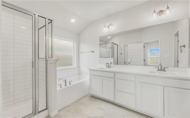 3144 Margaret Rudder Parkway, Bryan, TX 77808, 3 Bedrooms Bedrooms, ,2 BathroomsBathrooms,Residential,For Sale,3144 Margaret Rudder Parkway,0,25006474
