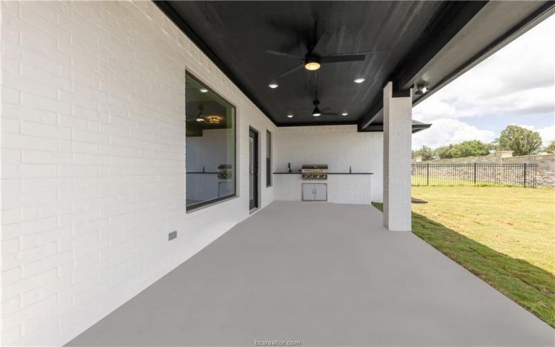 4659 South Stonecrest Court, Bryan, TX 77808, 5 Bedrooms Bedrooms, ,3 BathroomsBathrooms,Residential,For Sale,4659 South Stonecrest Court,25006489