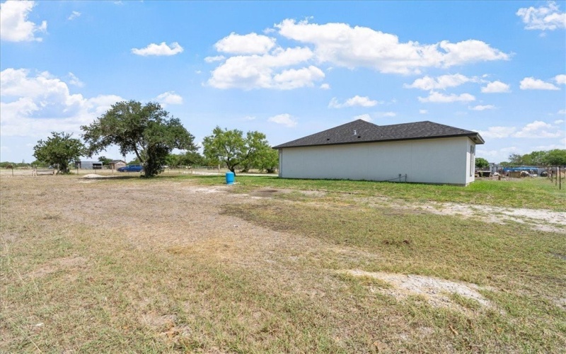 686 County Road 3061, Orange Grove, TX 78372, 3 Habitaciones Habitaciones , ,2 BañosBaños,Residential,En Venta,686 County Road 3061,459999