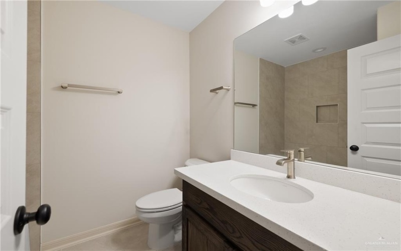 917 W Star Flower Street, Edinburg, TX 78541, 3 Habitaciones Habitaciones , ,2 BañosBaños,Residential,En Venta,917 W Star Flower Street,472391