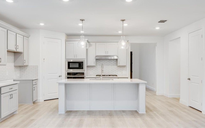 550 Ardsley Park Drive, Oak Point, TX 75068, 5 Bedrooms Bedrooms, ,5 BathroomsBathrooms,Residential,For Sale,550 Ardsley Park Drive,20855019