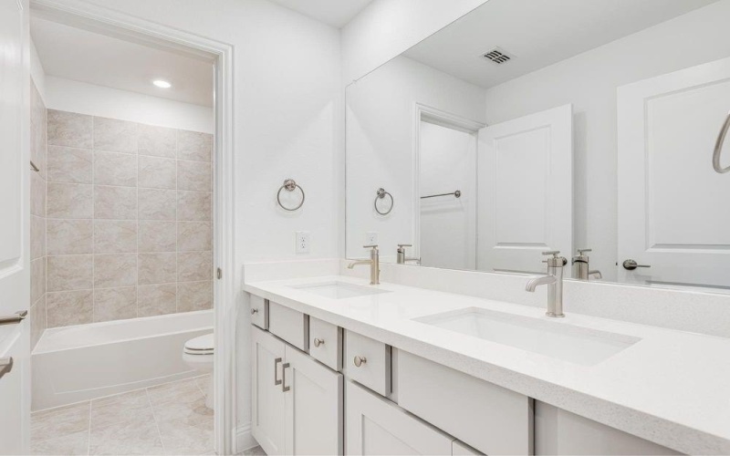 550 Ardsley Park Drive, Oak Point, TX 75068, 5 Bedrooms Bedrooms, ,5 BathroomsBathrooms,Residential,For Sale,550 Ardsley Park Drive,20855019