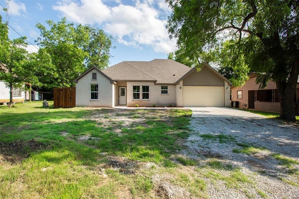 519 W James Street, Wills Point, TX 75169, 3 Bedrooms Bedrooms, ,2 BathroomsBathrooms,Residential,For Sale,519 W James Street,20870968