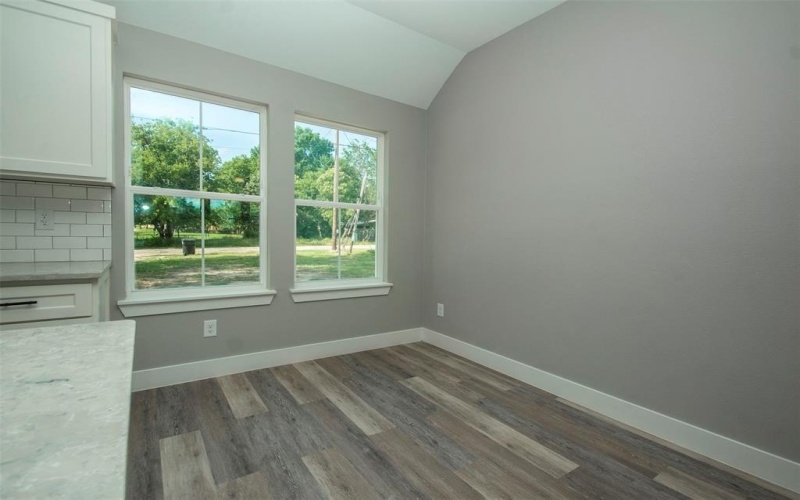 519 W James Street, Wills Point, TX 75169, 3 Habitaciones Habitaciones , ,2 BañosBaños,Residential,En Venta,519 W James Street,0,20870968